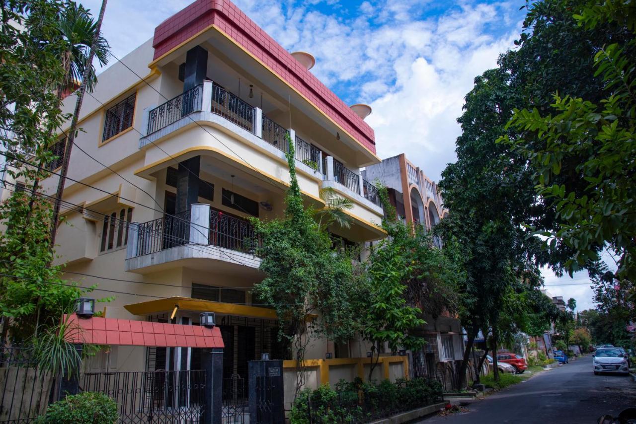 J'S Nest Hotel โกลกาตา ภายนอก รูปภาพ