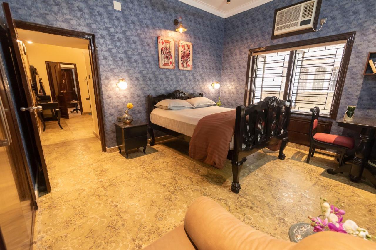 J'S Nest Hotel โกลกาตา ภายนอก รูปภาพ