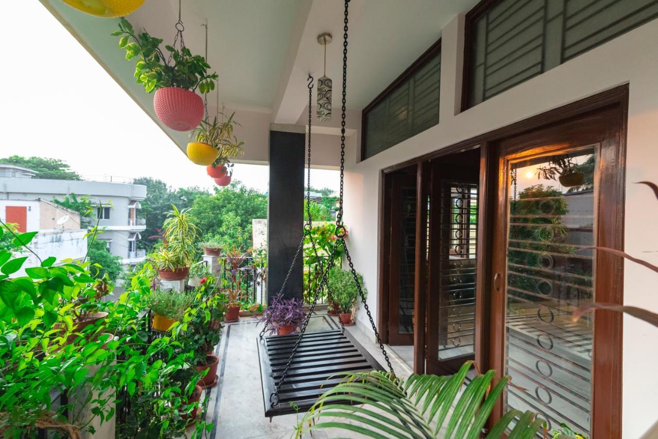 J'S Nest Hotel โกลกาตา ภายนอก รูปภาพ