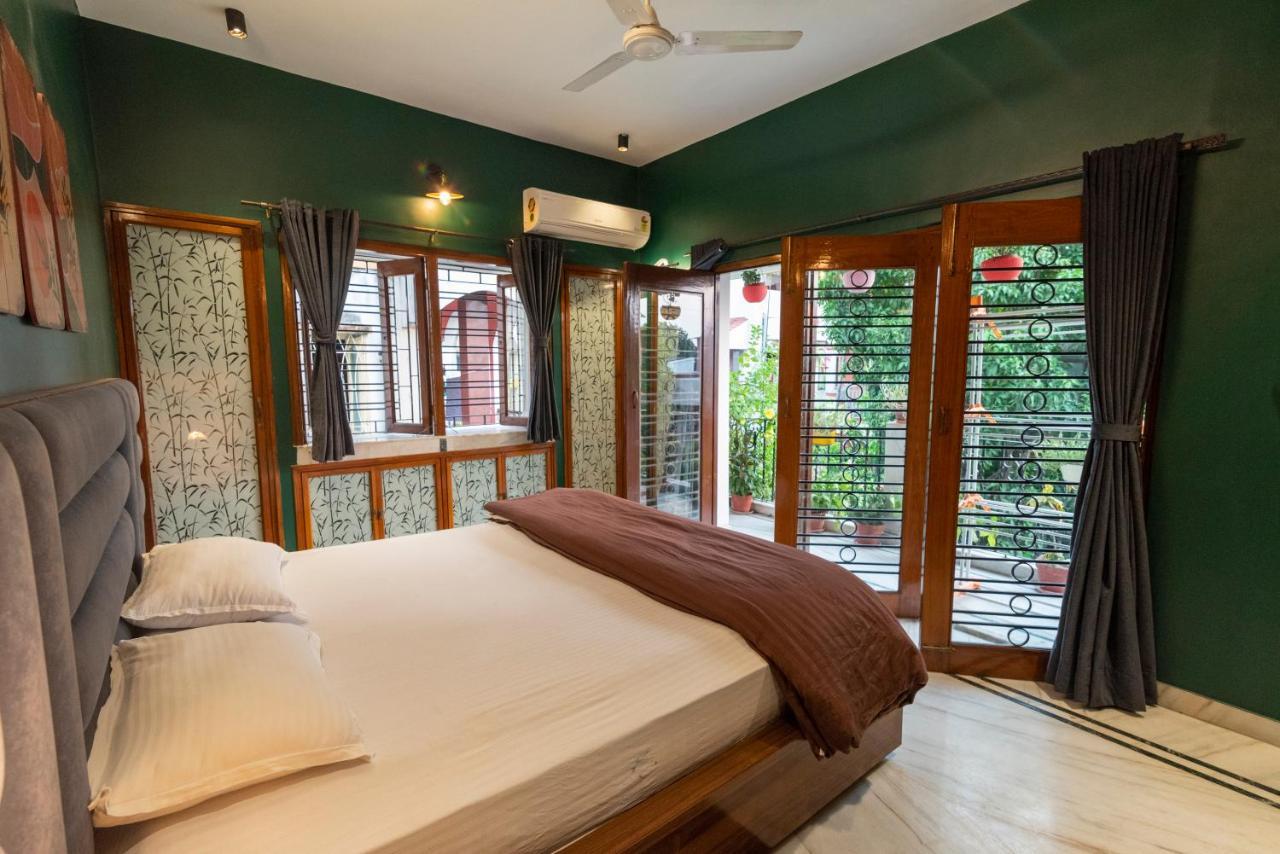 J'S Nest Hotel โกลกาตา ภายนอก รูปภาพ